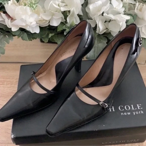 KENNETH COLE NEW YORK BLACK HEELS SIZE 7.5 - Picture 3 of 13